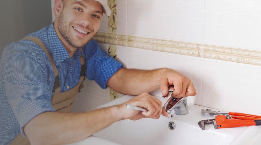 Professional same day plumber in Le Roy, IL